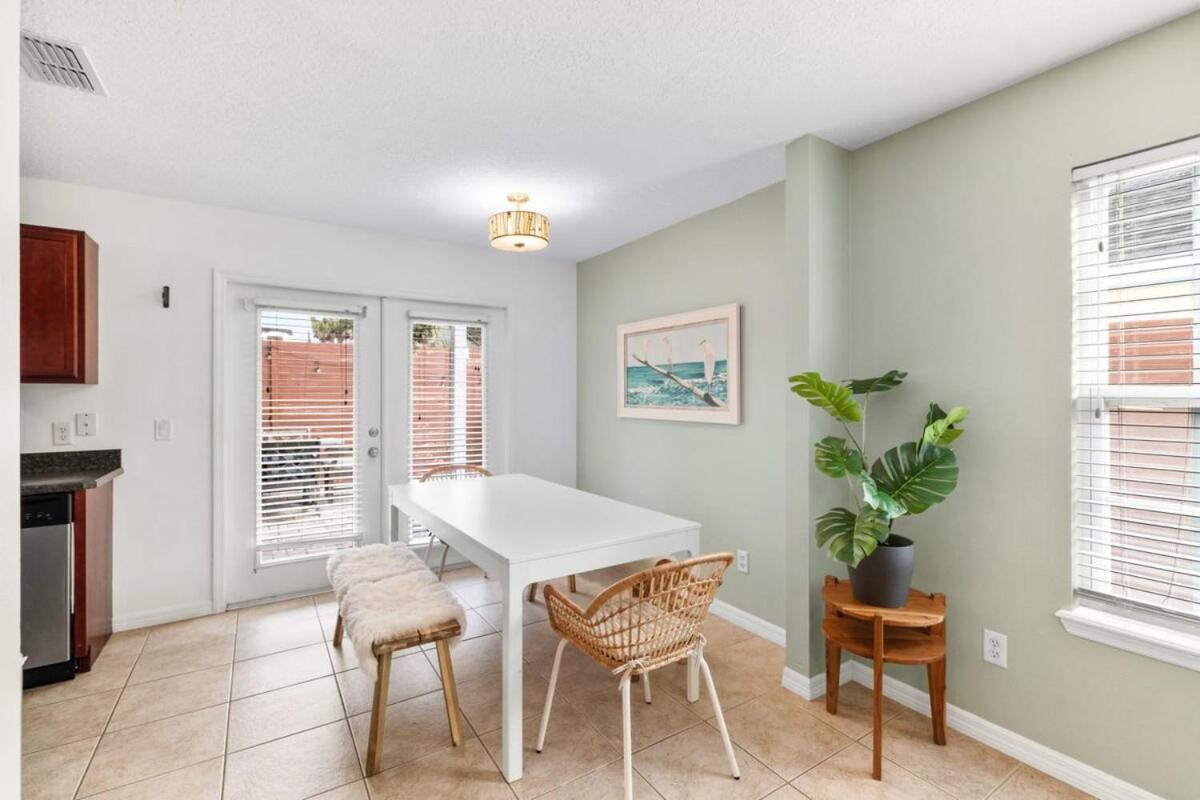 4Br House, 2 Blocks From The Beach Сент-Огастин Экстерьер фото